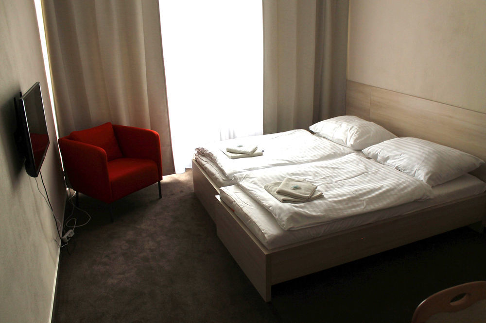 Hotel Spectrum Trnava Extérieur photo
